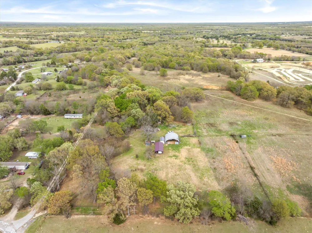 2027 VZ County Road 3104 Edgewood, TX 75117