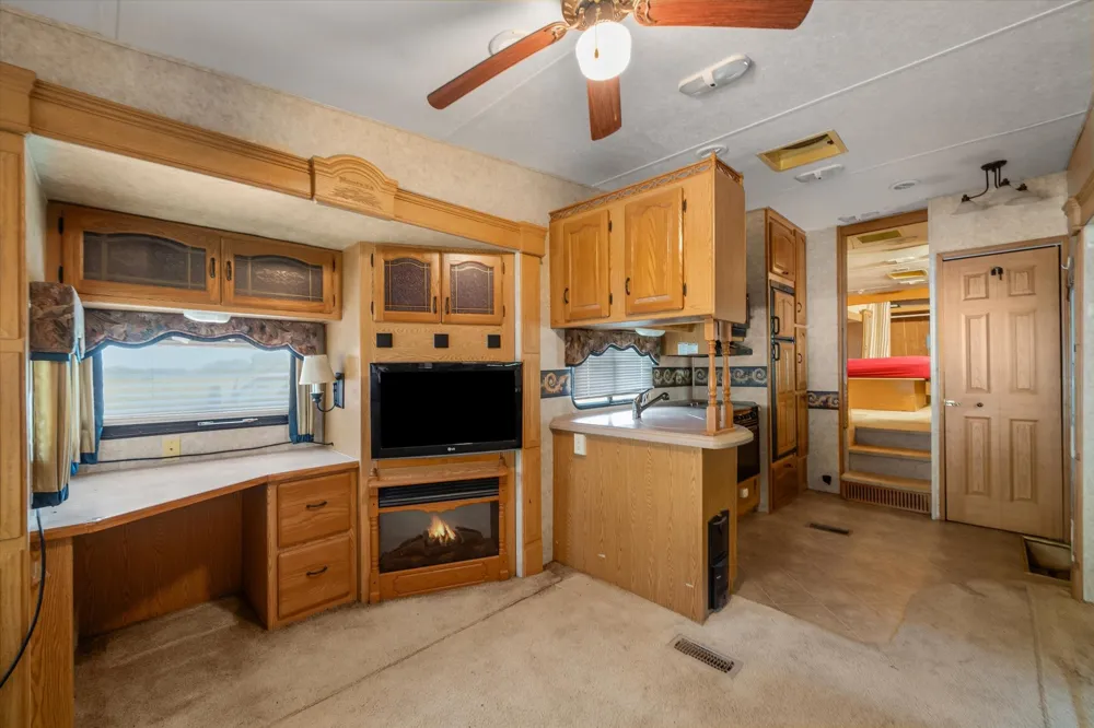 2027 VZ County Road 3104 Edgewood, TX 75117