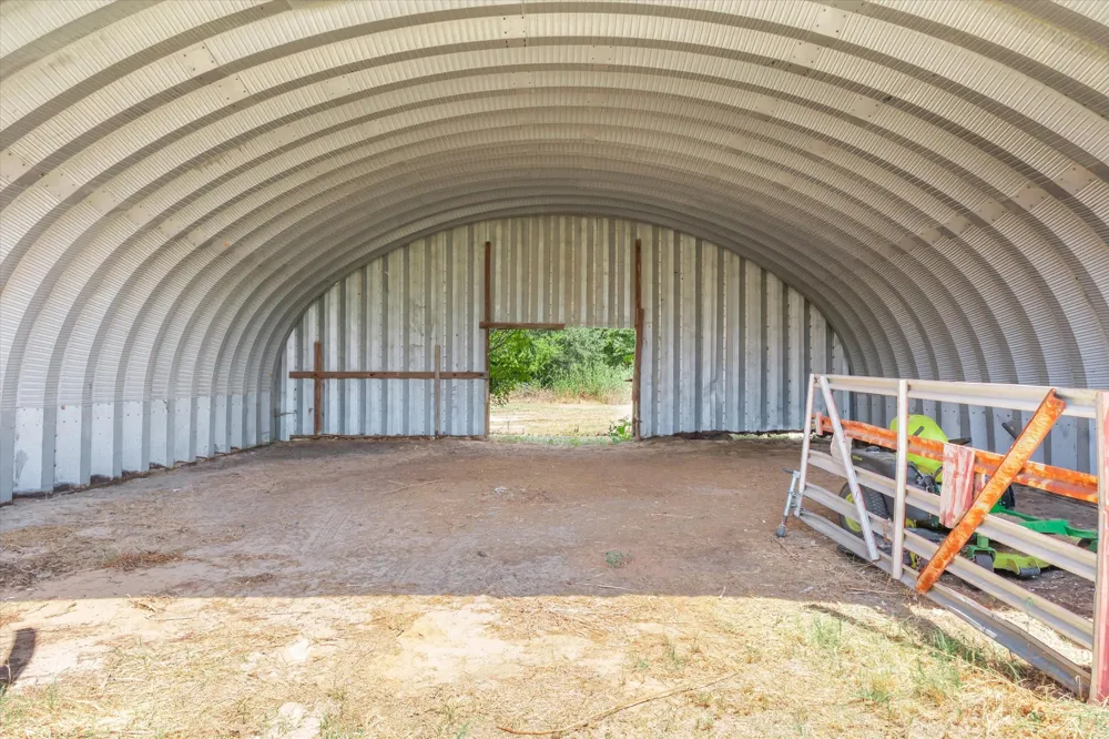 2027 VZ County Road 3104 Edgewood, TX 75117