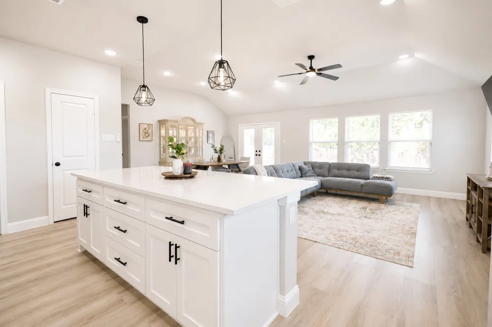 1420 Marshall Street Greenville, TX 75401