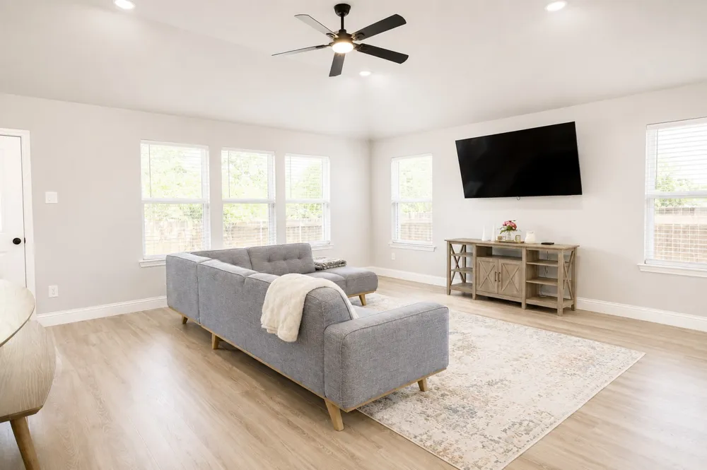 1420 Marshall Street Greenville, TX 75401