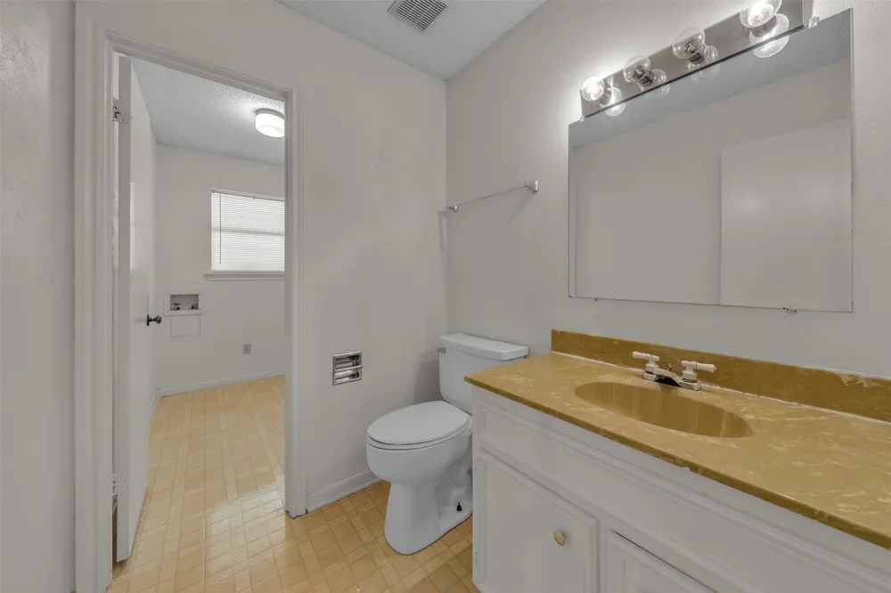 3256 Village Park Drive Waco, TX 76708
