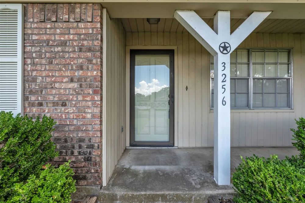 3256 Village Park Drive Waco, TX 76708