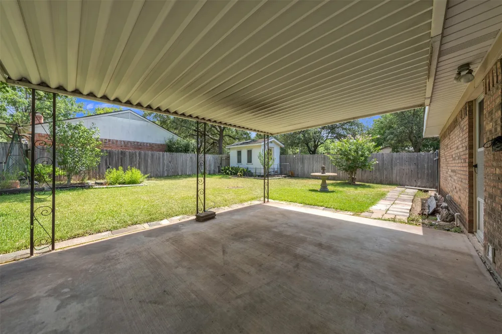 3256 Village Park Drive Waco, TX 76708