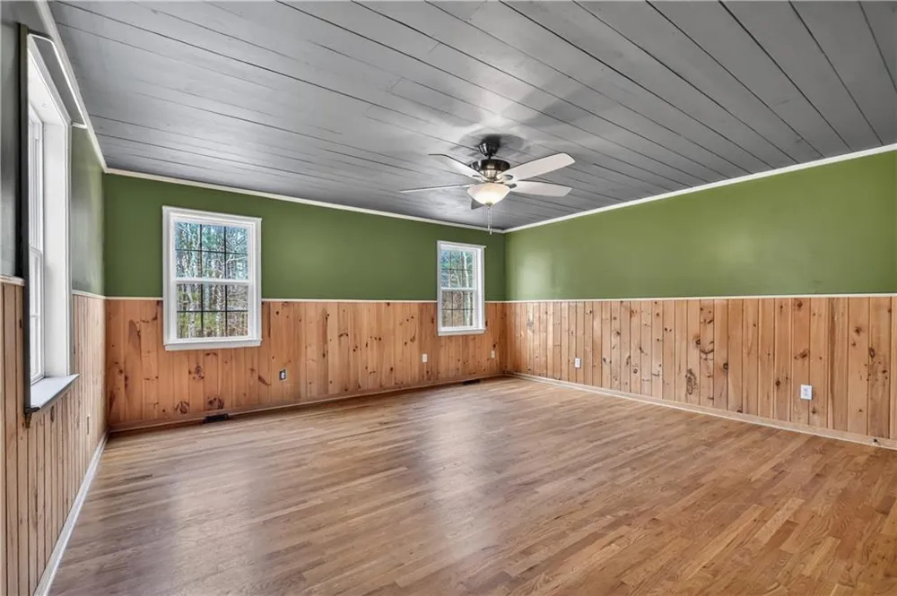 144 Emerald Cove Ellijay, GA 30705