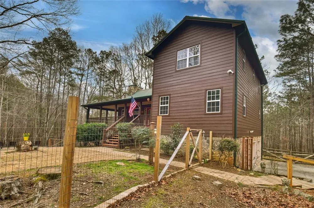 144 Emerald Cove Ellijay, GA 30705