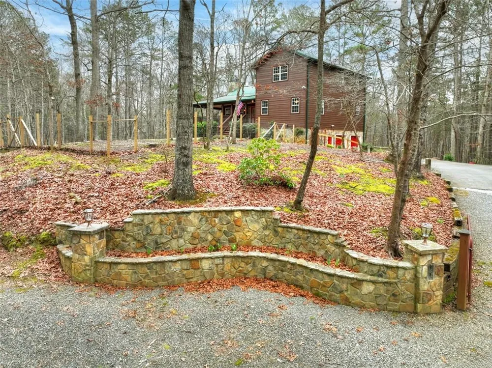 144 Emerald Cove Ellijay, GA 30705