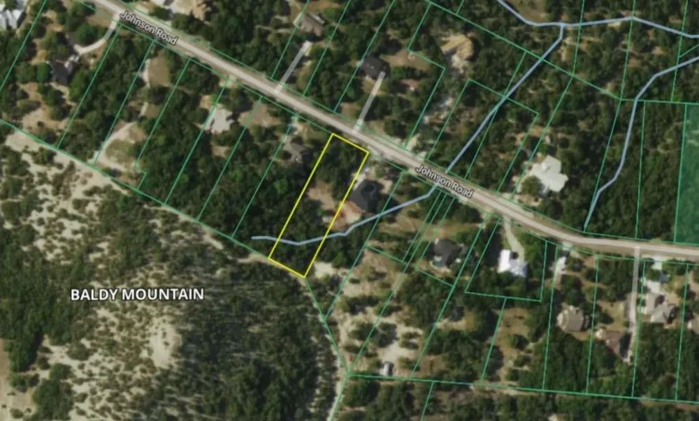 1392 Johnson Road Canyon Lake, TX 78133