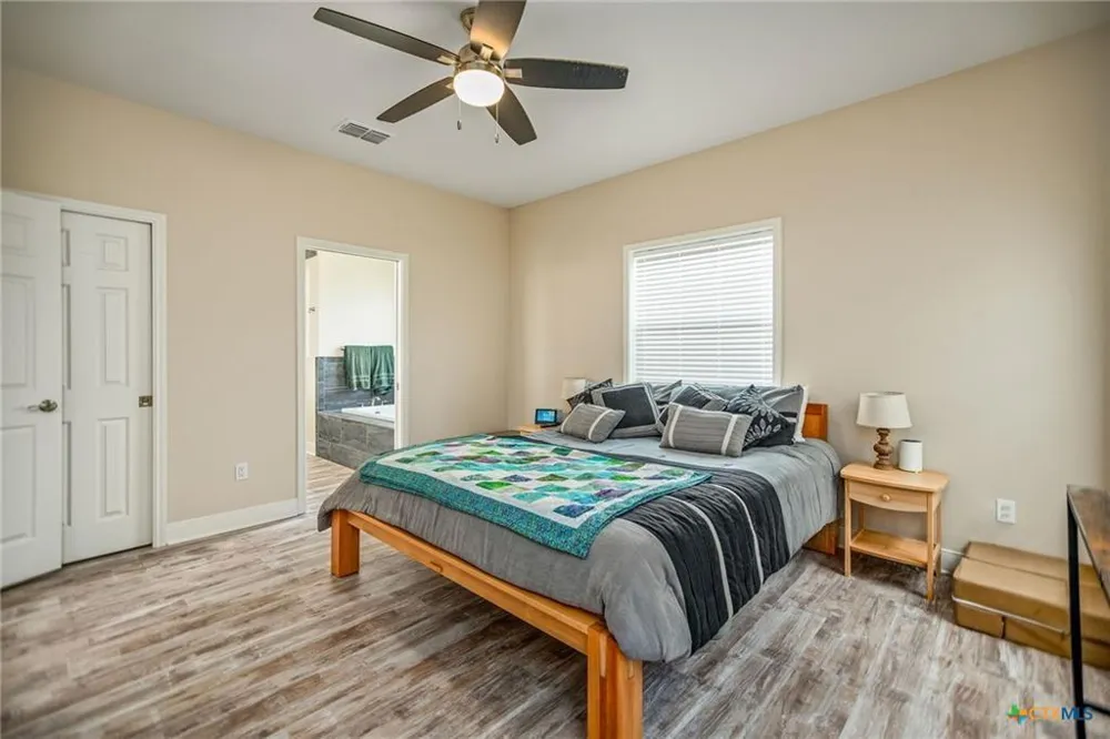 258 Alamo Beach Avenue Port Lavaca, TX 77979