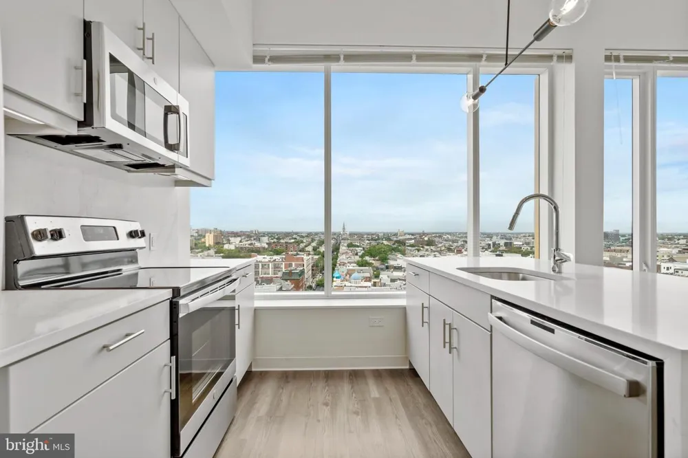 569 N 5TH STREET #509 Philadelphia, PA 19123