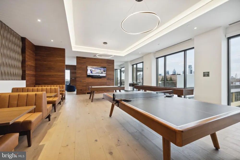 569 N 5TH STREET #509 Philadelphia, PA 19123