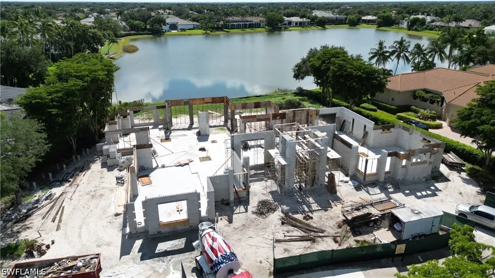Pondview Circle Naples, FL 34119