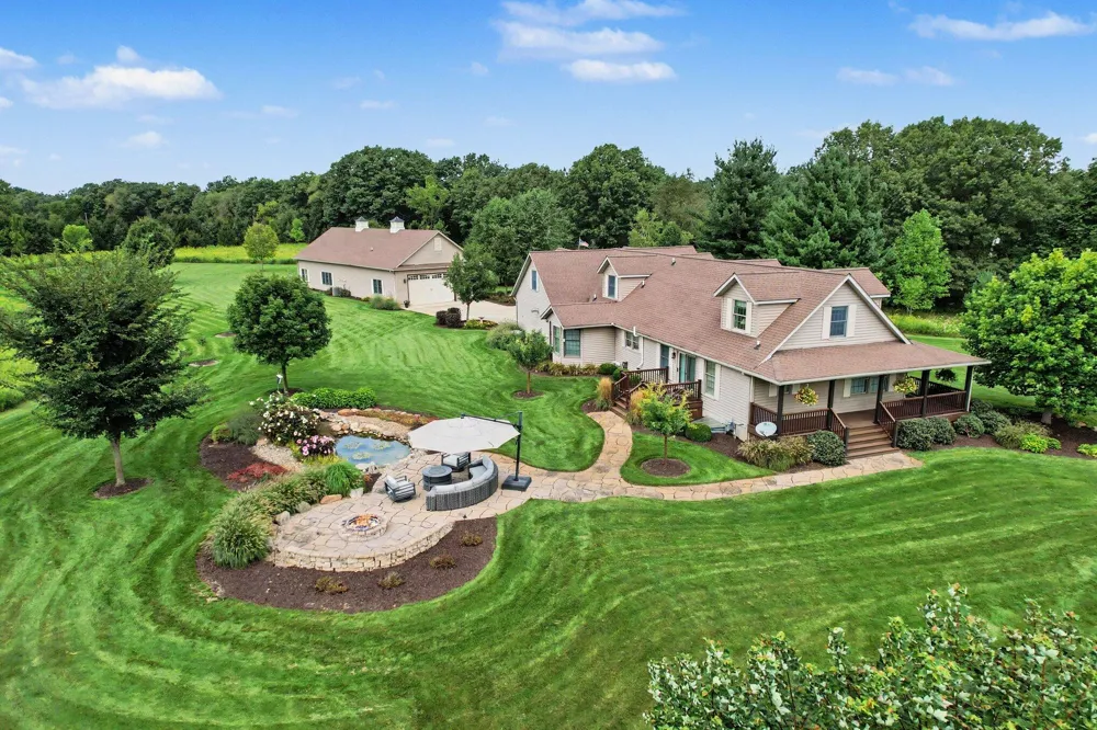 10990 D DRIVE Ceresco, MI 49033