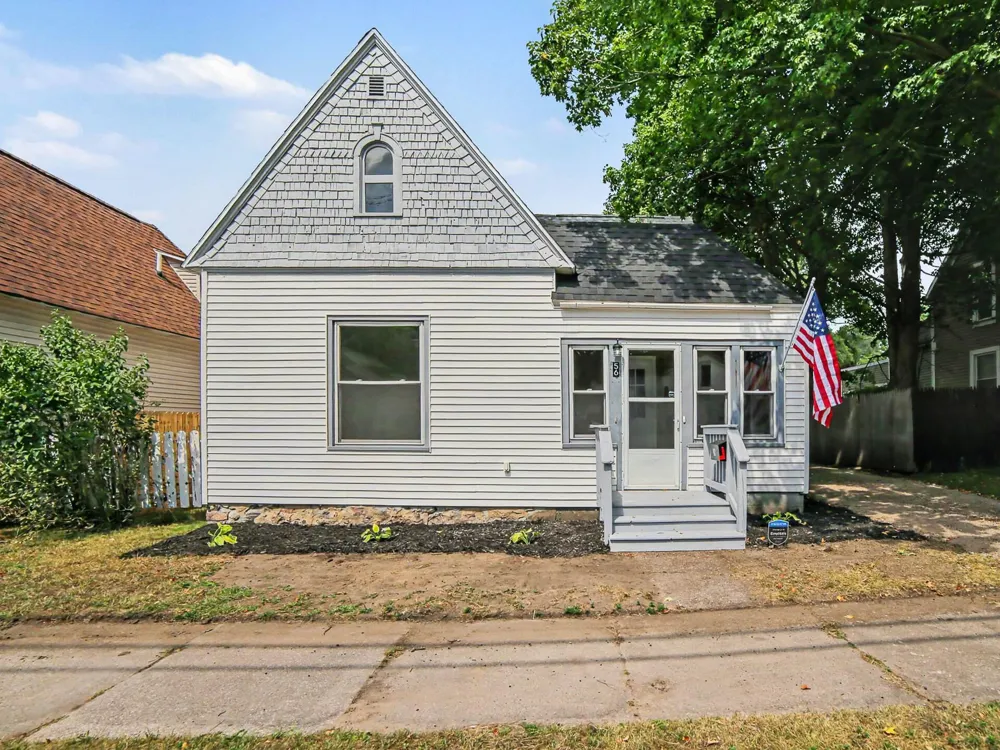 56 Ferry Street Shelby, MI 49455
