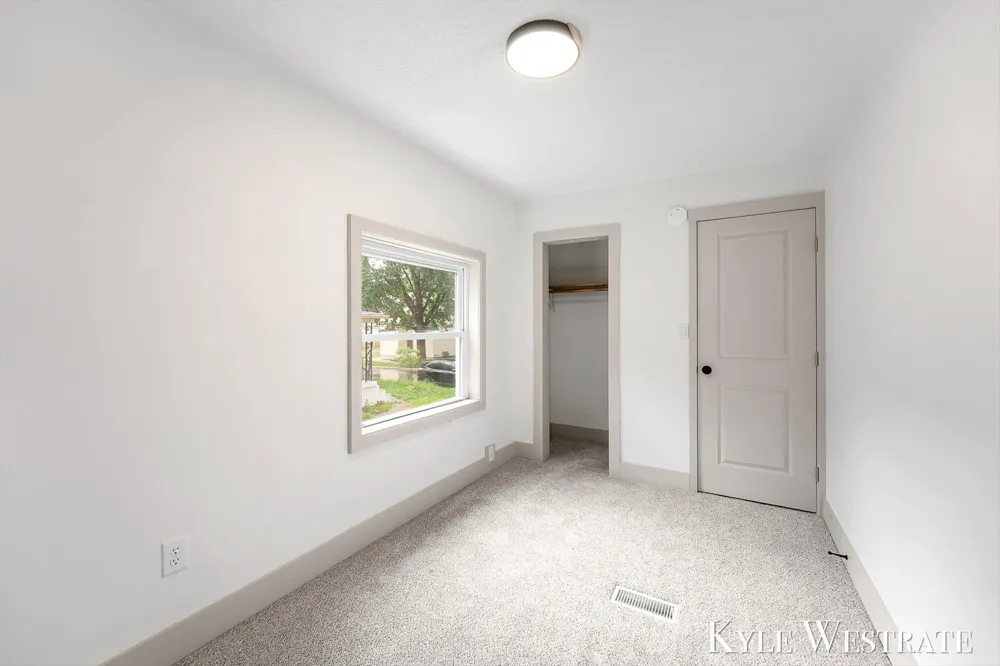 629 Harlan Avenue NE Grand Rapids, MI 49503