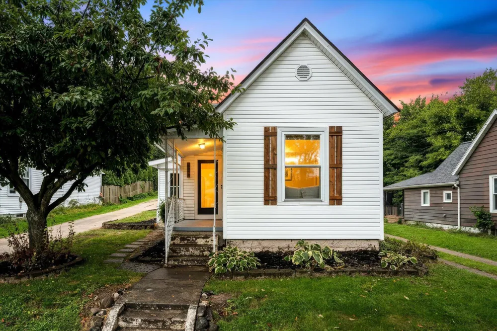 629 Harlan Avenue NE Grand Rapids, MI 49503