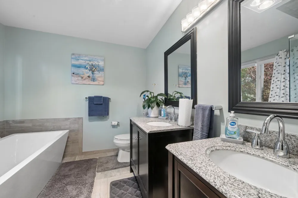 11215 Wilshire Drive Shelby, MI 48315