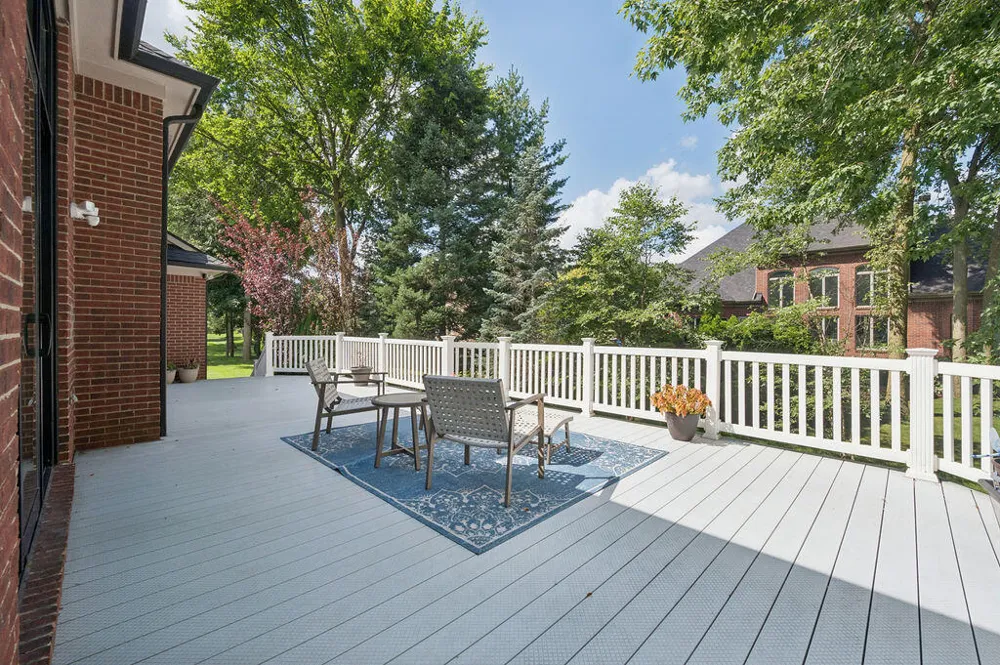 11215 Wilshire Drive Shelby, MI 48315