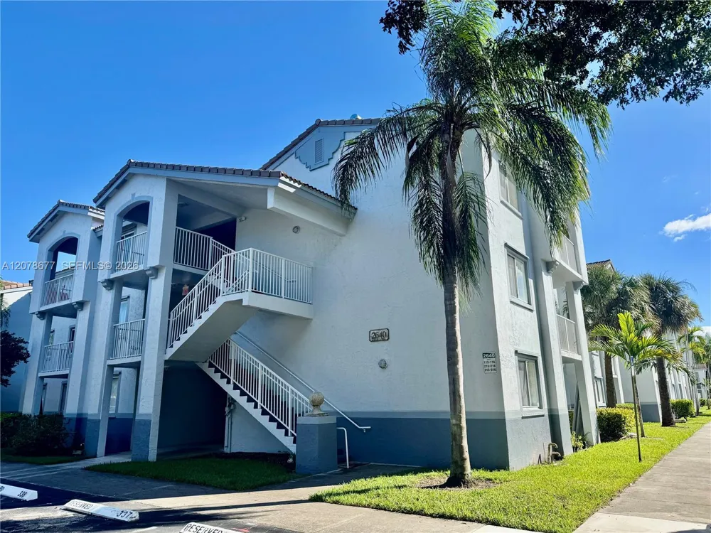 2640 S University Dr #113 Davie, FL 33328