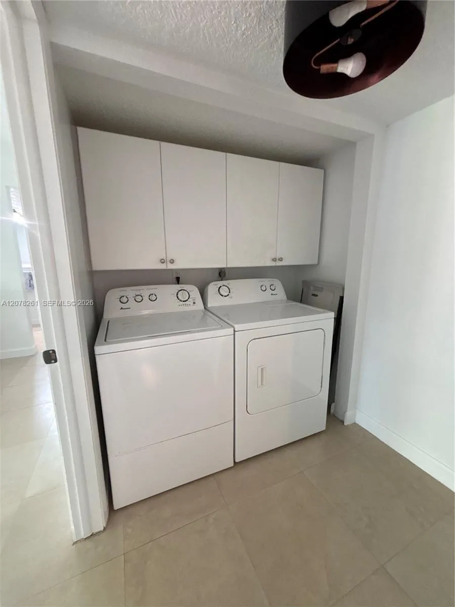 6305 Gage Pl #309A Miami Lakes, FL 33014