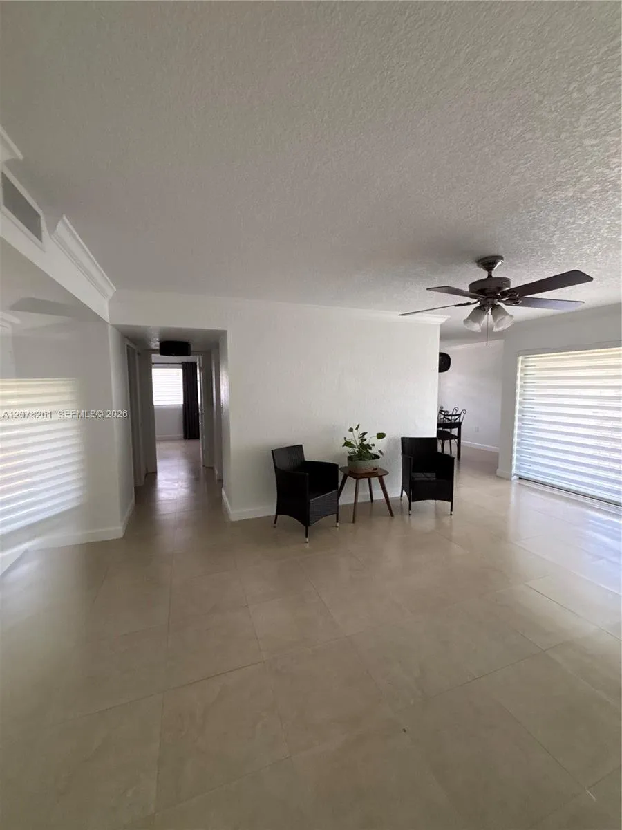 6305 Gage Pl #309A Miami Lakes, FL 33014