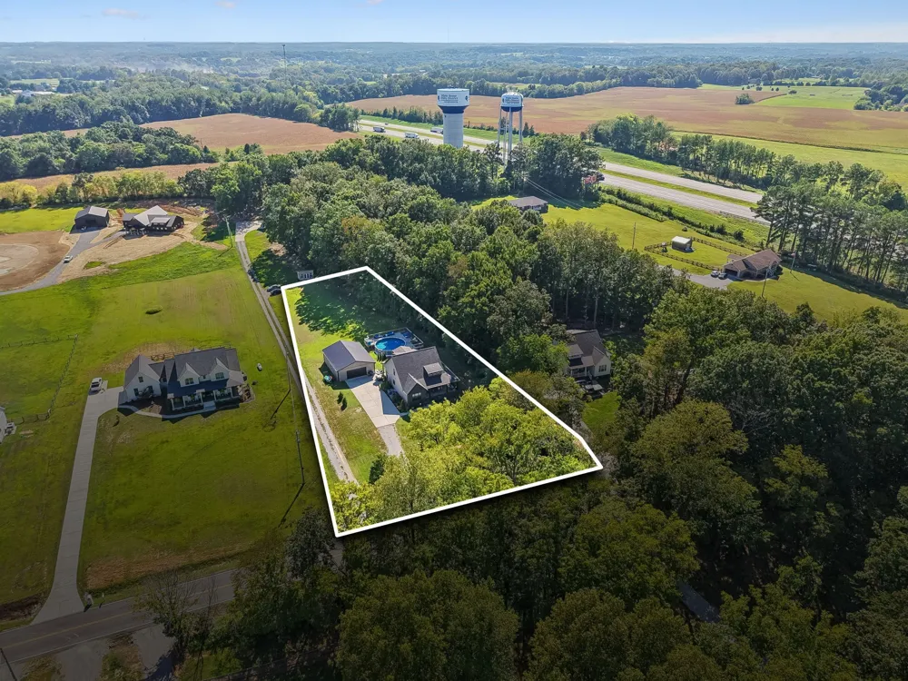 8919 Cedar Grove Rd Cross Plains, TN 37049