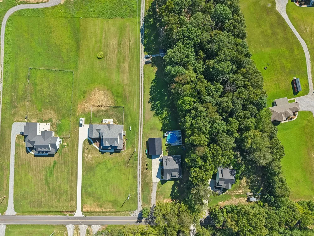 8919 Cedar Grove Rd Cross Plains, TN 37049