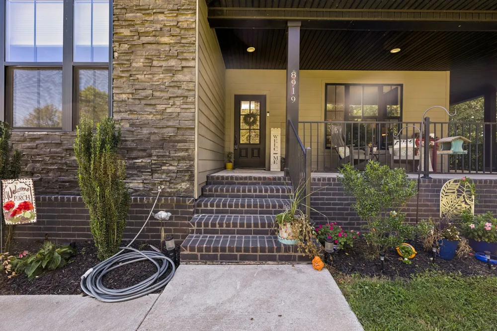8919 Cedar Grove Rd Cross Plains, TN 37049