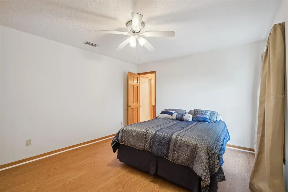 1302 LYDIA DRIVE Deltona, FL 32725