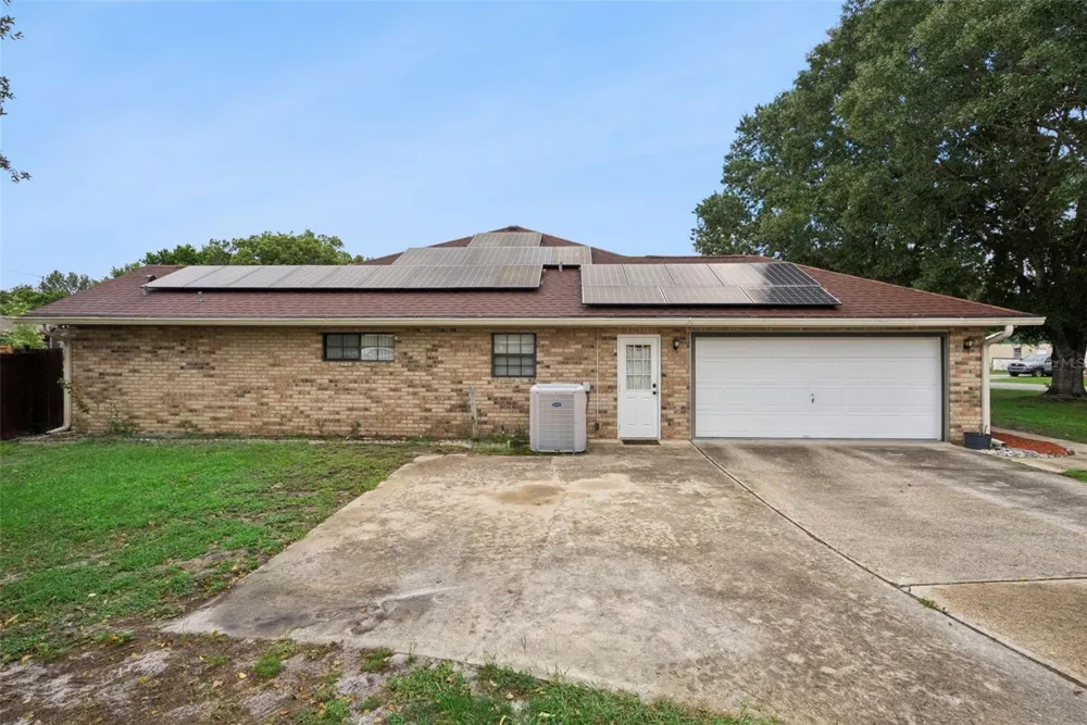 1302 LYDIA DRIVE Deltona, FL 32725