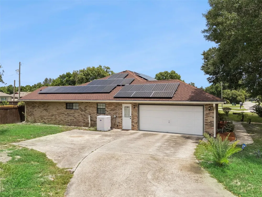 1302 LYDIA DRIVE Deltona, FL 32725