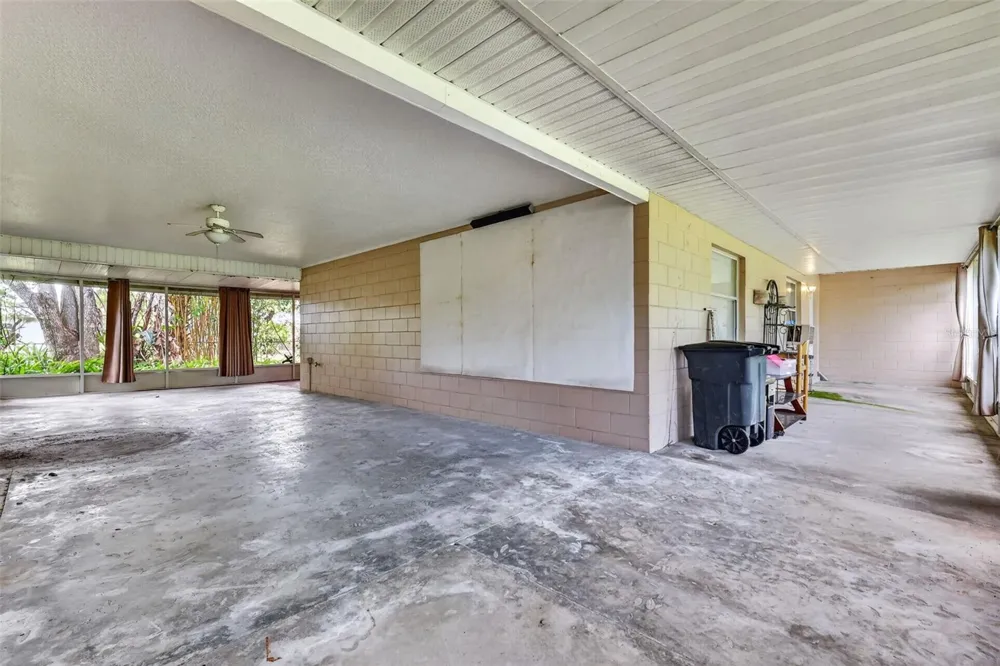 37320 BEACH DR Umatilla, FL 32784