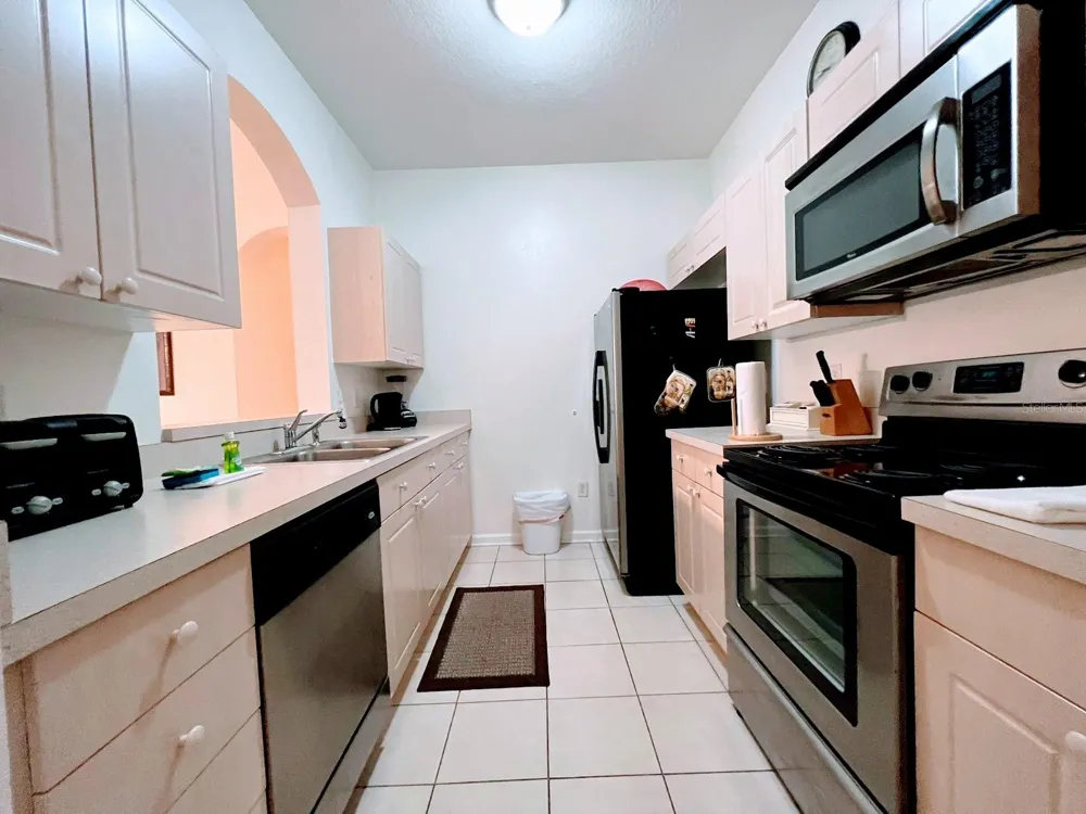 2302 SILVER PALM DRIVE #301 Kissimmee, FL 34747