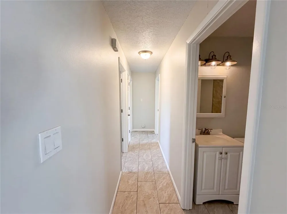 880 FRUITLAND DRIVE Deltona, FL 32725