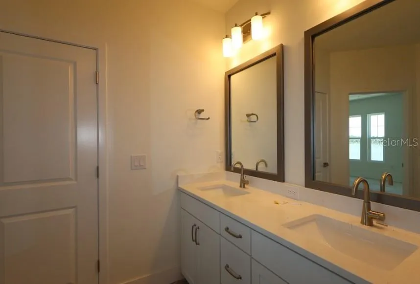 7203 TIDELAND LANE Sarasota, FL 34240