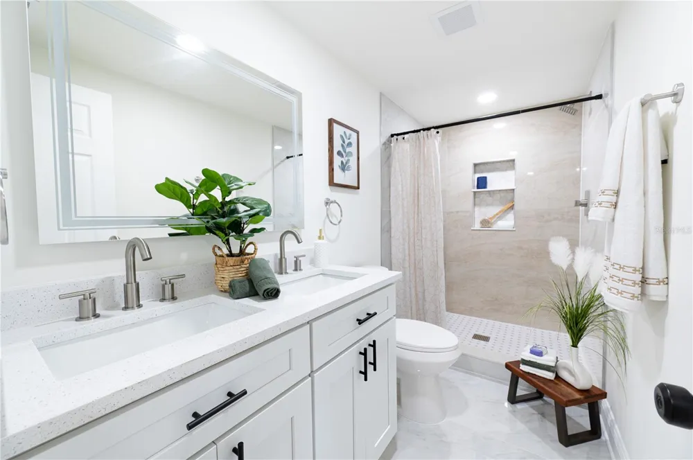 1503 LANCELOT LOOP Tampa, FL 33619