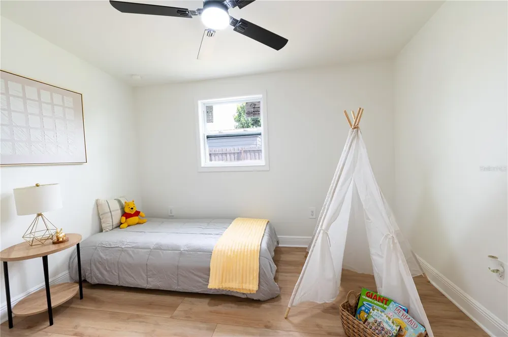 1503 LANCELOT LOOP Tampa, FL 33619
