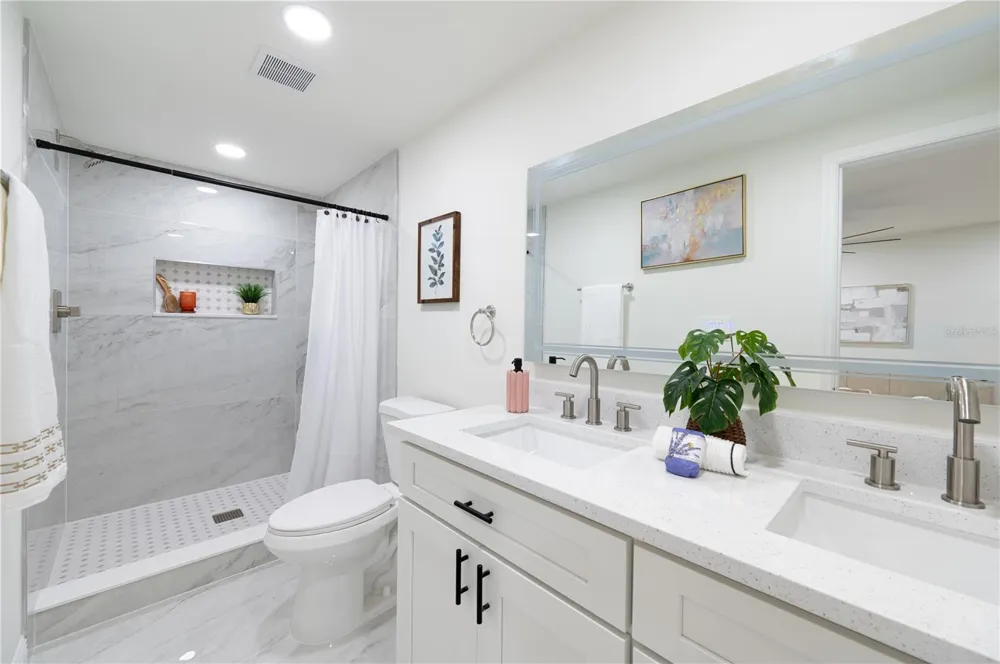 1503 LANCELOT LOOP Tampa, FL 33619