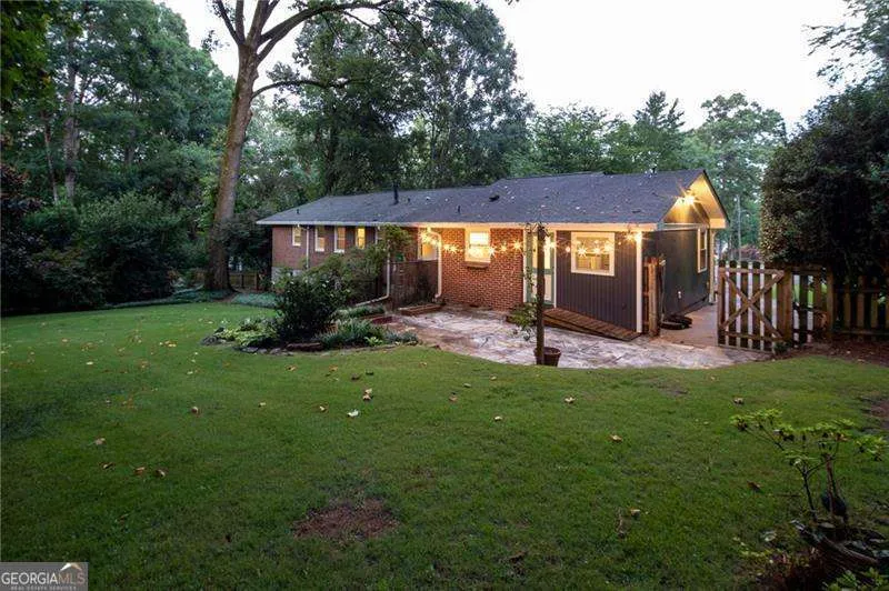 1170 N Druid Woods CT Decatur, GA 30033
