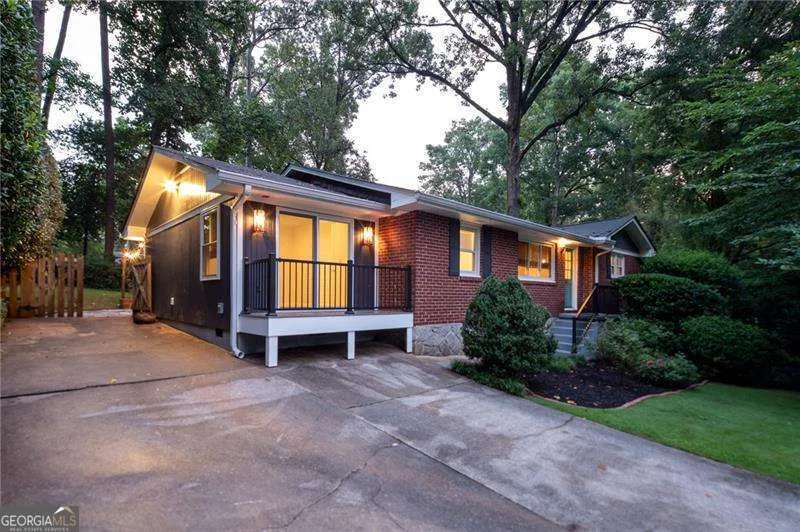 1170 N Druid Woods CT Decatur, GA 30033