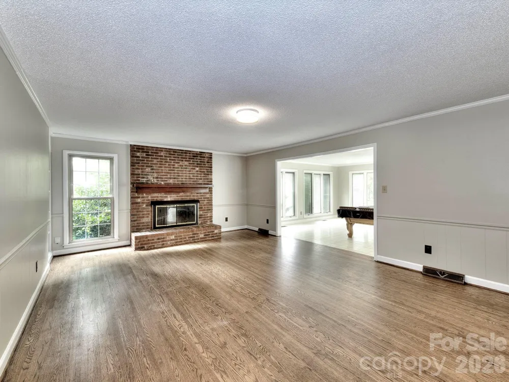 1401 Heatherloch Drive Gastonia, NC 28054