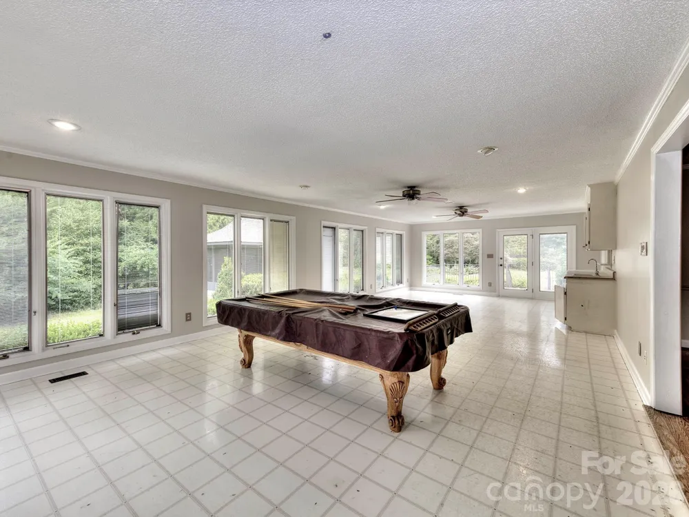 1401 Heatherloch Drive Gastonia, NC 28054