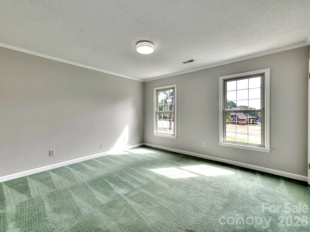 1401 Heatherloch Drive Gastonia, NC 28054