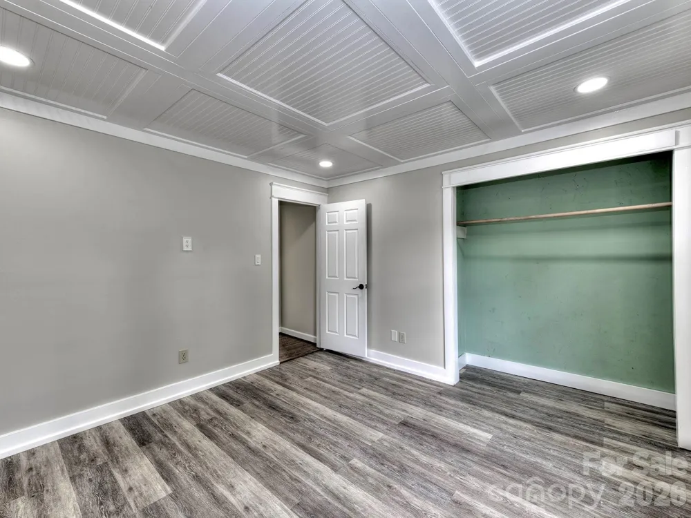 1401 Heatherloch Drive Gastonia, NC 28054