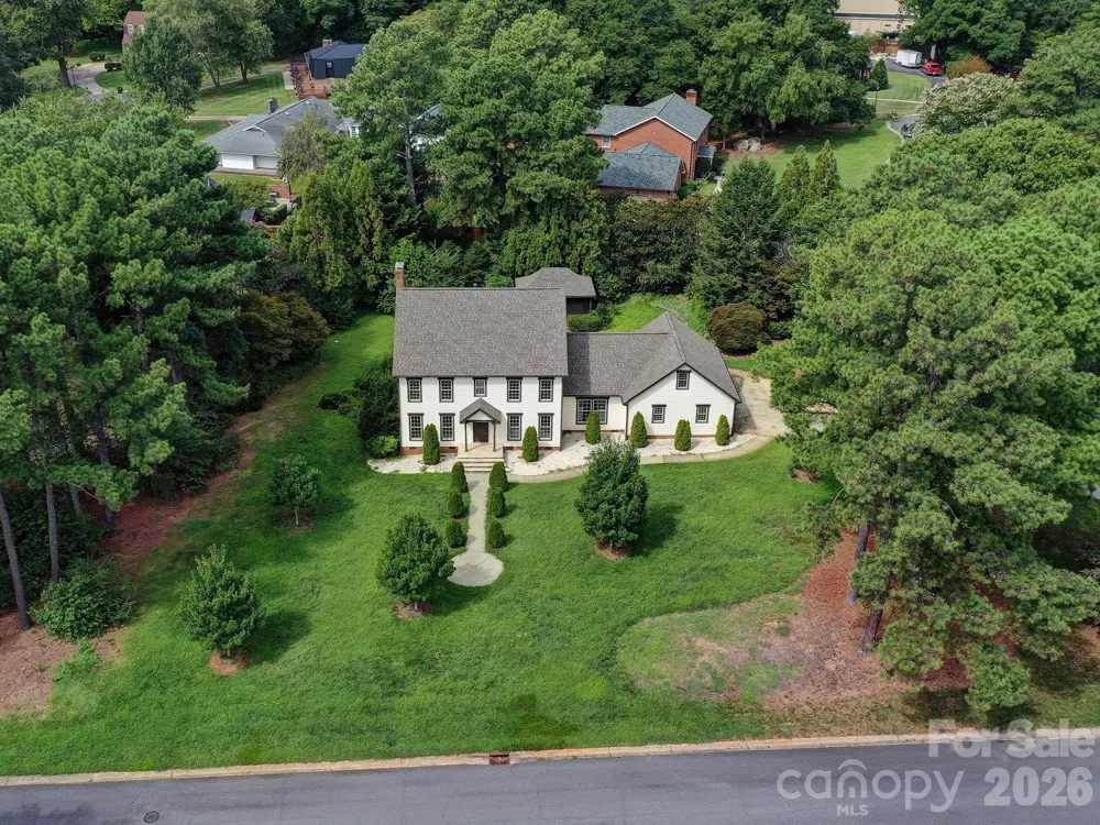 1401 Heatherloch Drive Gastonia, NC 28054