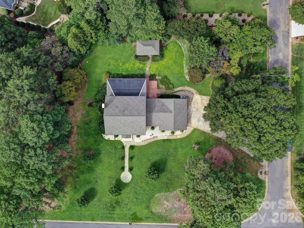 1401 Heatherloch Drive Gastonia, NC 28054