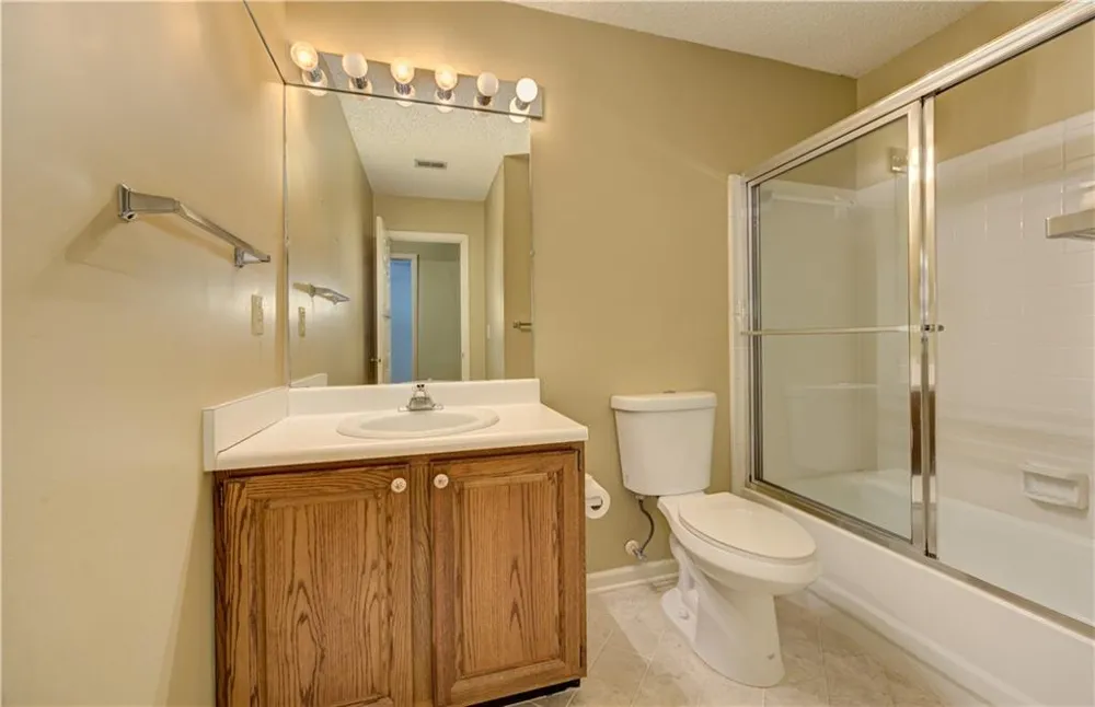 60 Heartwood Drive Marietta, GA 30062