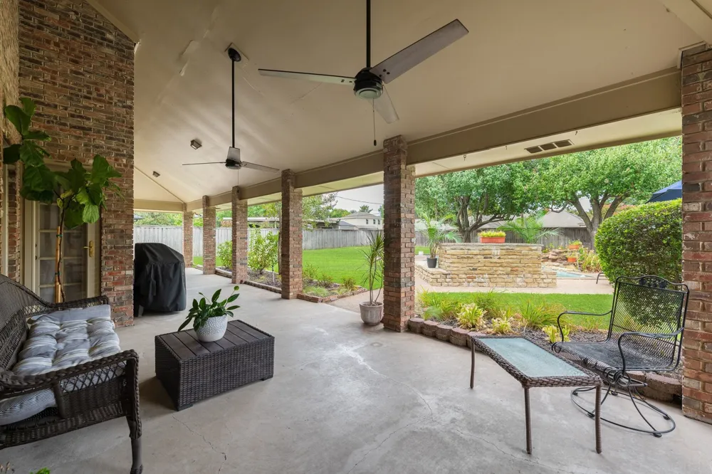 221 Manor Way Sunnyvale, TX 75182