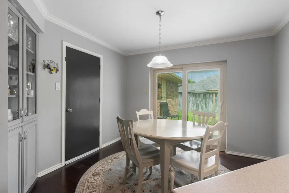 221 Manor Way Sunnyvale, TX 75182
