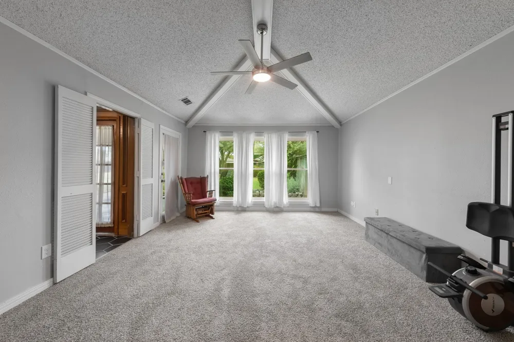 221 Manor Way Sunnyvale, TX 75182